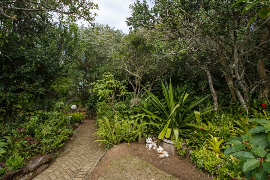 6 Bedroom Property for Sale in West Bank Eastern Cape